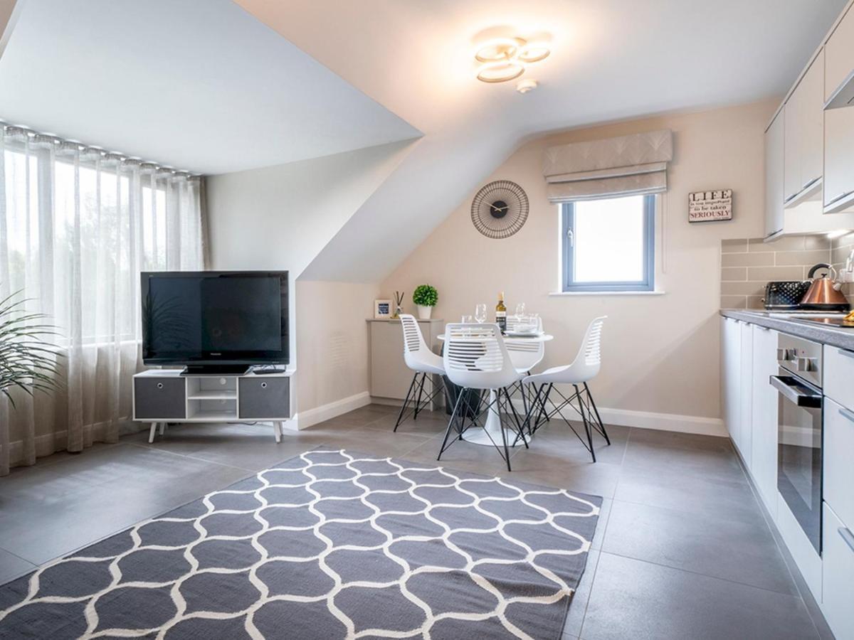 Апартаменты Pass The Keys Luxurious 1Br Apt In Prime Location With Top Amenities Белфаст Экстерьер фото