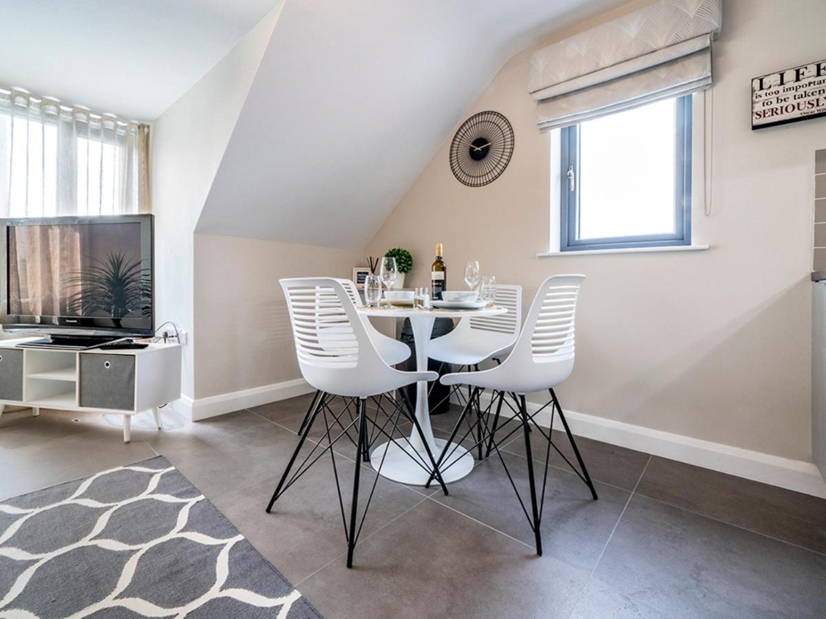 Апартаменты Pass The Keys Luxurious 1Br Apt In Prime Location With Top Amenities Белфаст Экстерьер фото